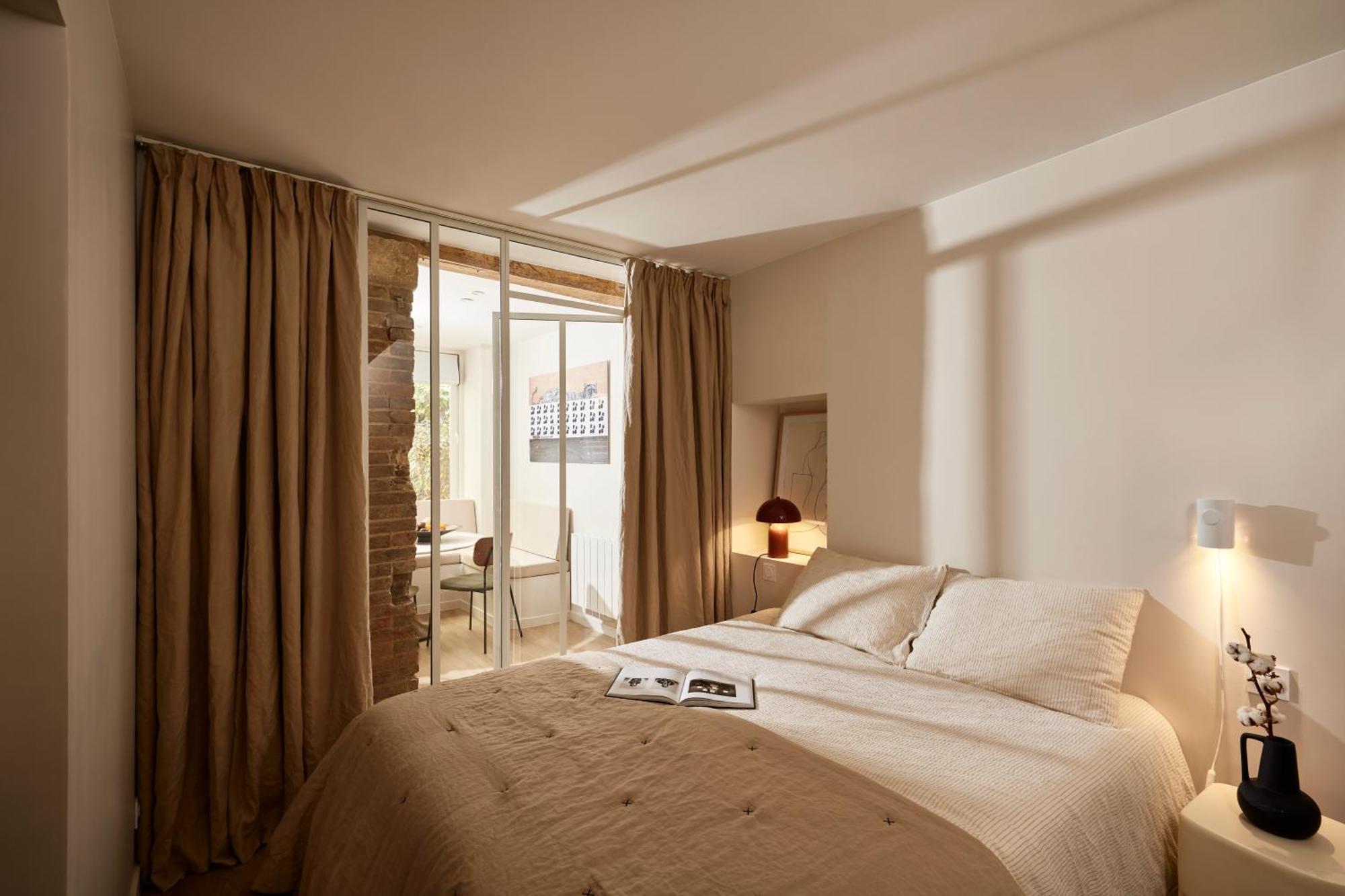 Апартаменты Stylish 2Br & 2Ba With Private Terrace Париж Экстерьер фото